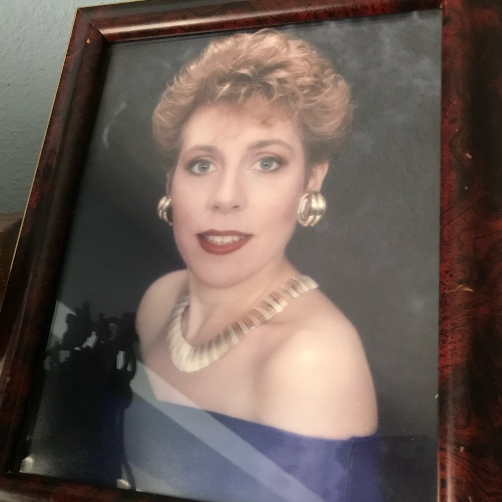 Meet your Posher, Julie